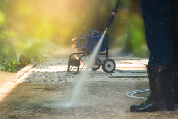 Best Playground Equipment Cleaning  in Grand Blanc, MI
